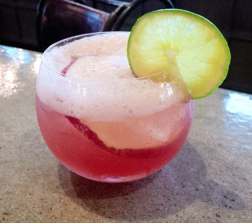 backstreet-cafe-fuji-apple-soda