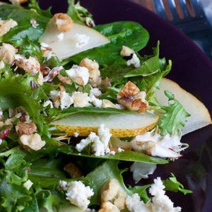 Blueberry and Pear Spinach Salad