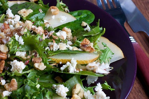 Blueberry and Pear Spinach Salad