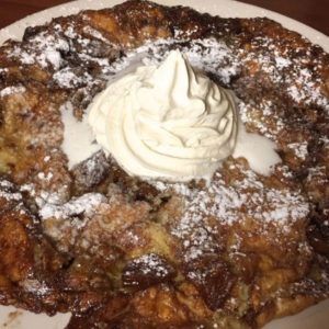 Magnolia-Haus-Dessert2_large Magnolia Pancake Haus' Munchener Apfel Pfannekuchen