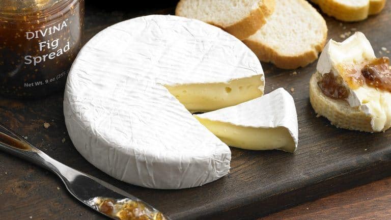 Camembert Courtesy of Central Market copy 768x432 - Party Cheeses & Pairings that Please!