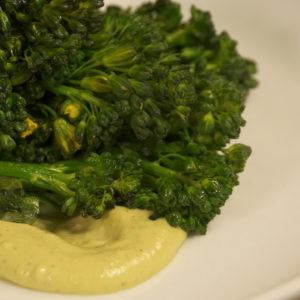 Cracked Pepper Béarnaise Sauce