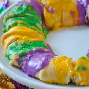 King Cake with Cream Cheese Cinnamon Filling