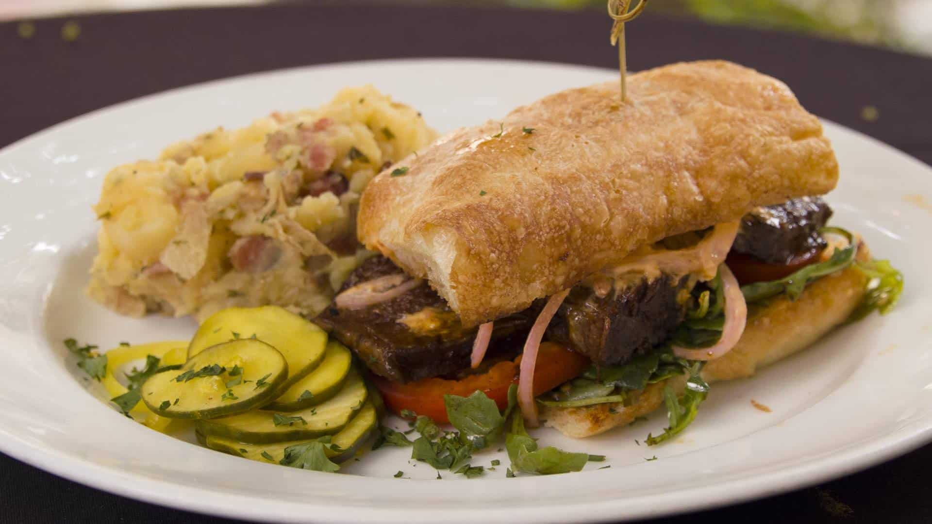 Find Your Foodie Zen at San Antonio's Zinc Bistro & Bar! Goodtaste with Tanji