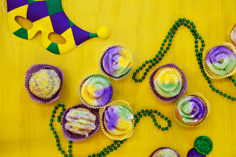 Header Cup Cake 768x512 - 8 King Cake–Inspired Desserts for Mardi Gras