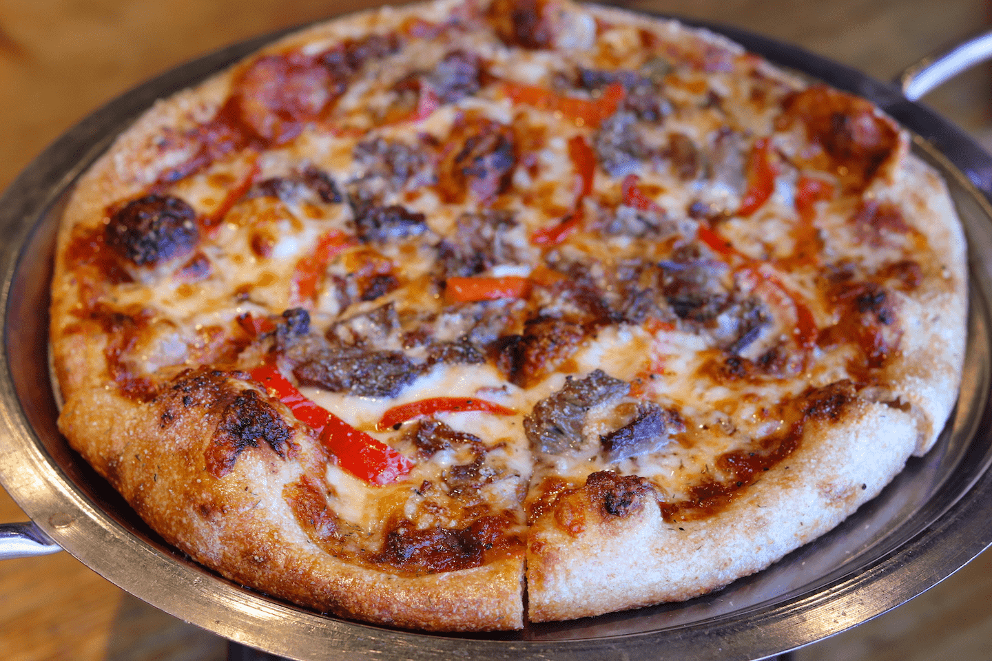 This Weekend: The Best Chicken-Fried Steak in Texas, Patriotic Pizza, and Turkey Tips for the Holidays!
