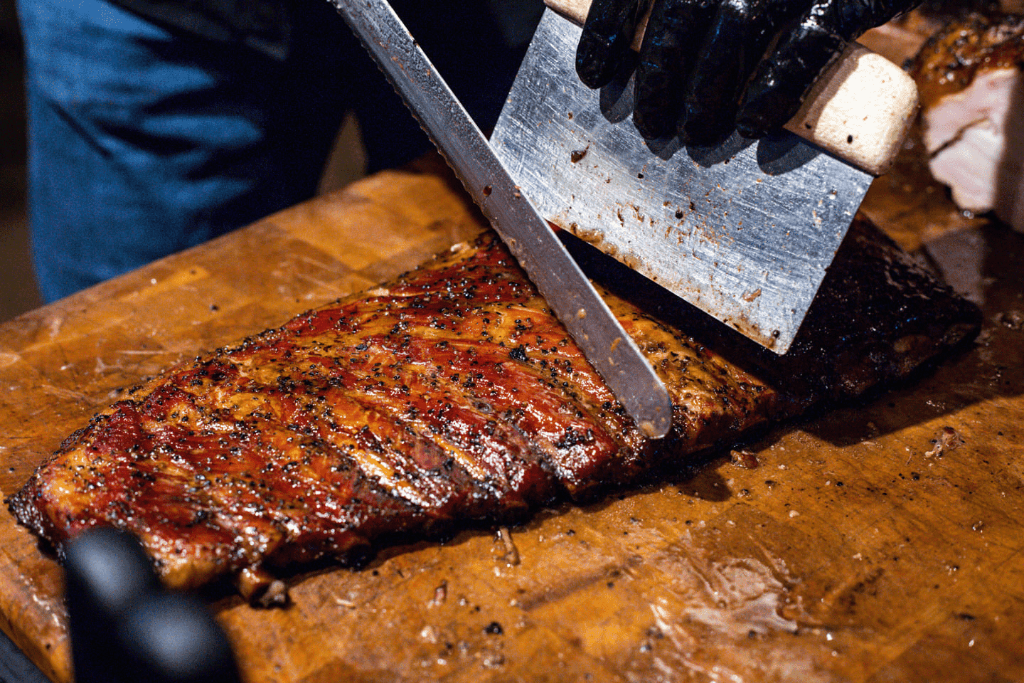 New Episode This Weekend: Short Ribs Three Days in the Making, Out-of-This-World ’Cue, and Grilling Tips from Black’s Pro Pitmaster