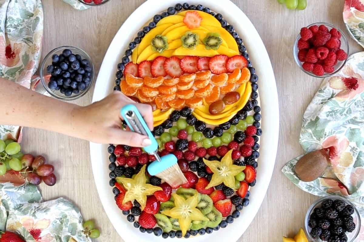 Easter Fruit Pizza Easter Fruit Pizza