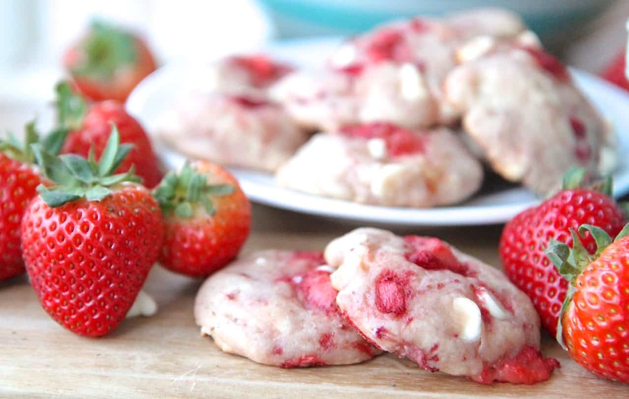 Easy Strawberry Shortcake Cookies Easy Strawberry Shortcake Cookies