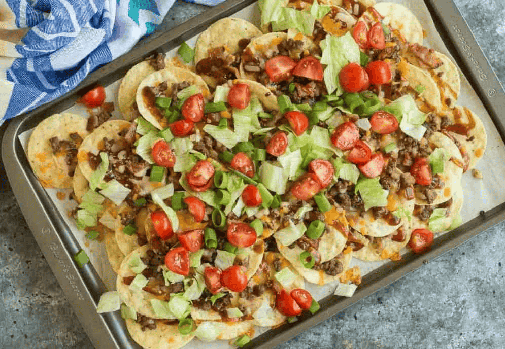 110524 bbq bacon cheeseburger nachos