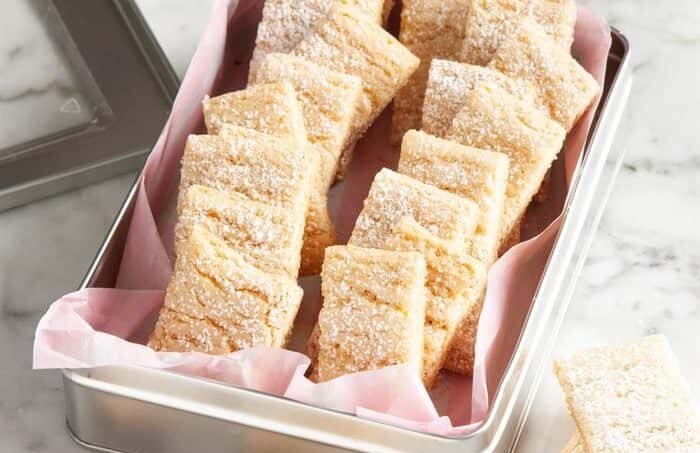 121724 swedish butter cookies exps ft21 14367 f 0127 1 4