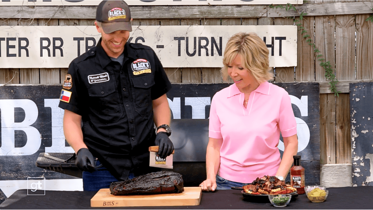 S11E4 – DIY: Black’s BBQ Trimming Brisket & Brisket Fries