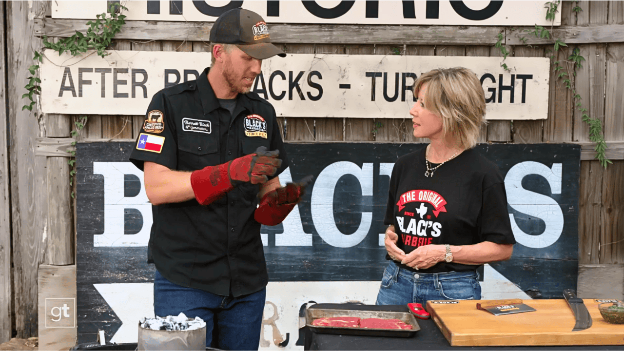 S11E14 – DIY: Black’s BBQ – Flank Steak with Chimichurri Sauce