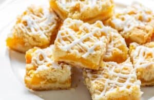 fresh peach crumb bars