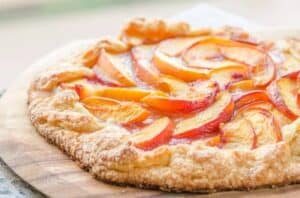 peach crostata
