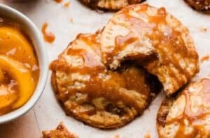salted caramel peach hand pie