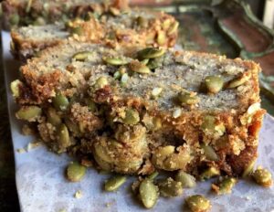 banana bread with pumpkin seeds